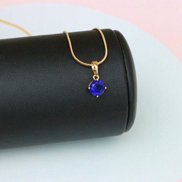 "Round Blue Stone Pendant in Gold Plated Brass – Dainty Everyday Charm, XPPT1758 - Picture 5 of 13
